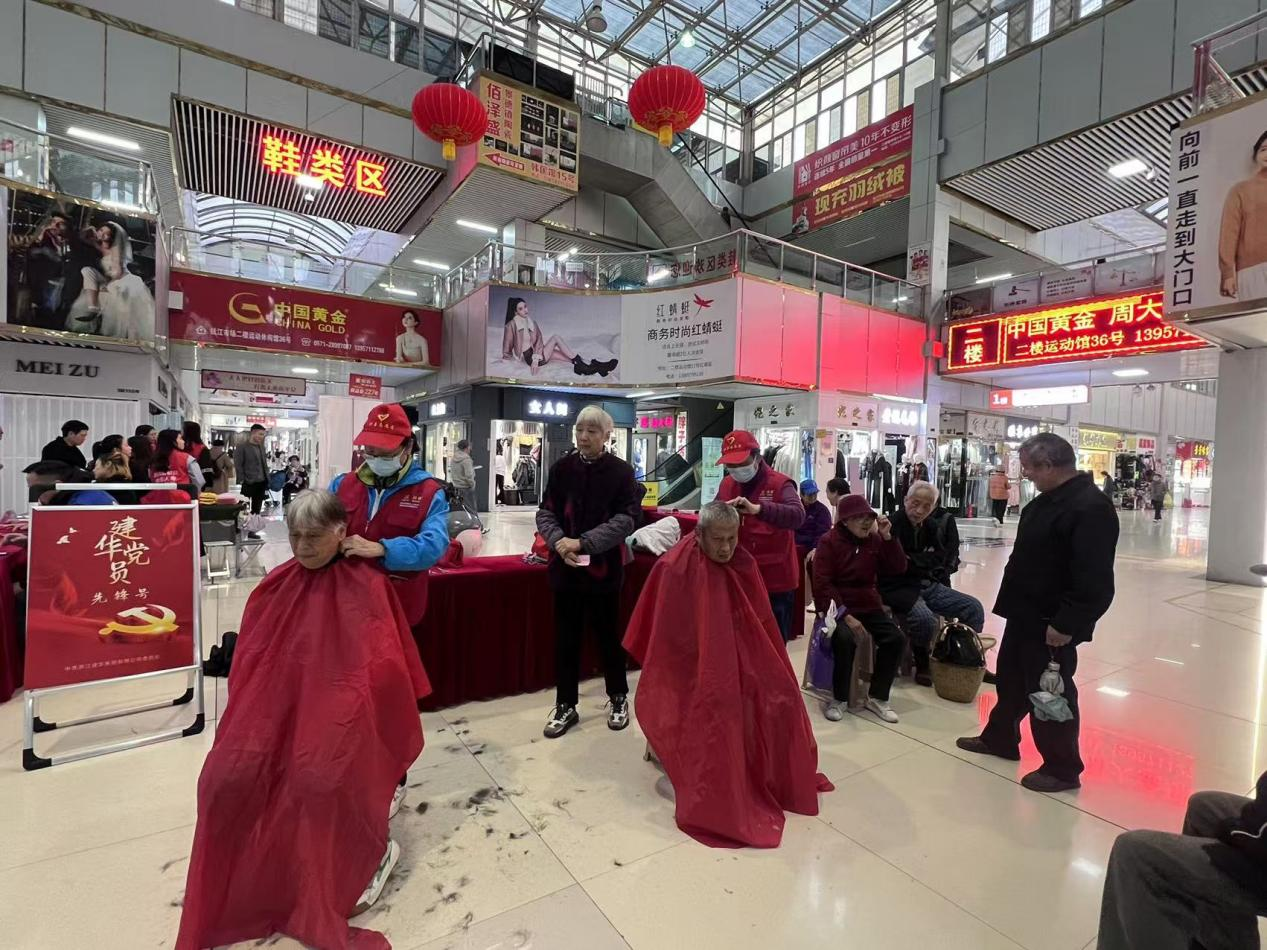 公益不打烊，情暖每月时光